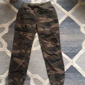 camo joggers